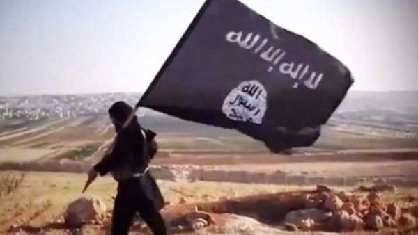 فردين في أسرة سورية الأصل وجهت اليهما تهمة “الانتماء إلى شبكة إرهابية إجرامية”