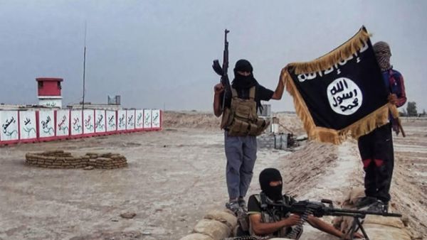 داعش يقتل ويصفي المعارضين لوجوده في المناطق التي يسيطر عليها في العراق