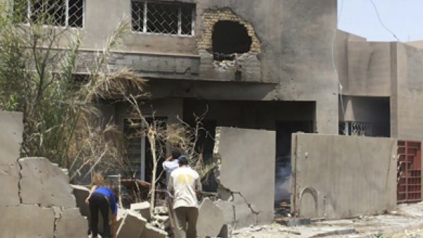 البراميل المتفجرة ألقتها مروحيات تابعة للجيش العراقي