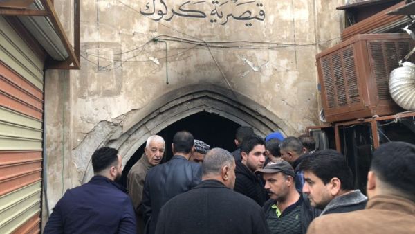 حريق في سوق القيصري التاريخي المغطى، وسط مدينة كركوك