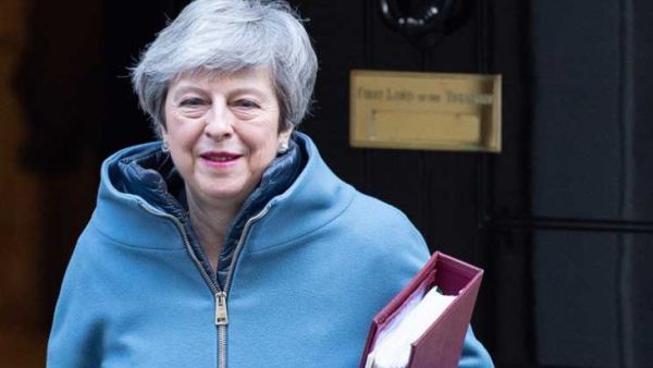 رئيسة الوزراء البريطانية تيريزا ماي