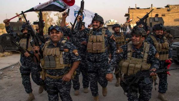  القوات العراقية استعادت بشكل رسمي مدينة الموصل بعد معارك عنيفة خاضتها على مدى أكثر من 8 أشهر