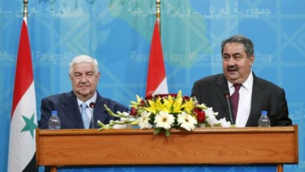  المعلم خلال مؤتمر صحفي جمعه بنظيره العراقي هوشيار زيباري