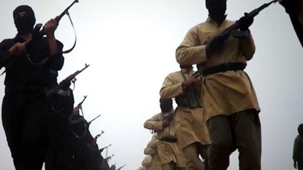 Daesh militants in Iraq. (AFP/File)