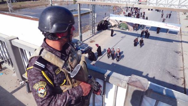 القوات العراقية تقتل انتحاريين مع وصول مليوني إيراني لاحياء اربعينية الحسين
