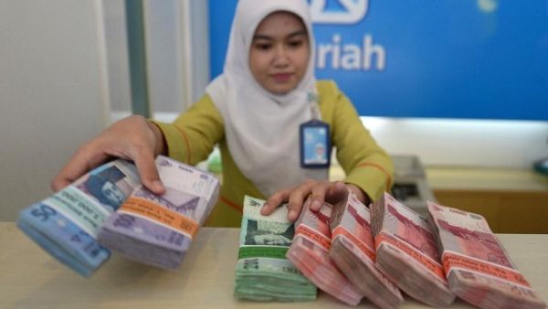 Islamic finance is set to slow next year. (Adek Berry/ AFP)