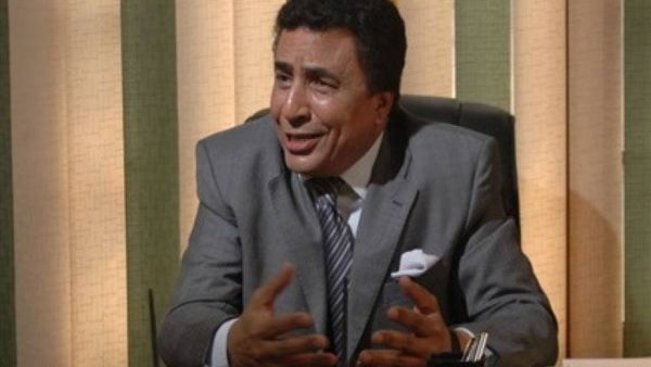 الفنان محمود إسماعيل