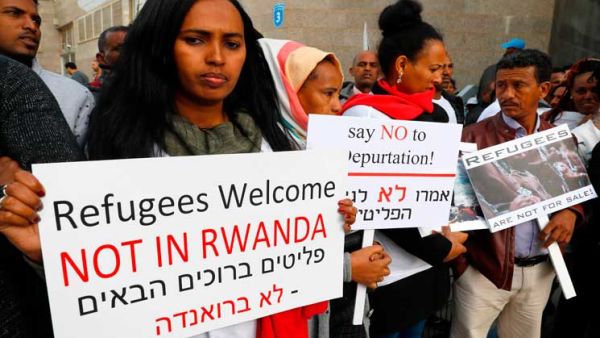 تقارير إعلامية إسرائيلية تتحدث عن تسلل عشرات الآلاف من الأفارقة عبر الحدود مع شبه جزيرة سيناء 