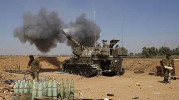 قالت مصادر محلية ان صاروخا اطلق من غزة سقط في منطقة مفتوحة 