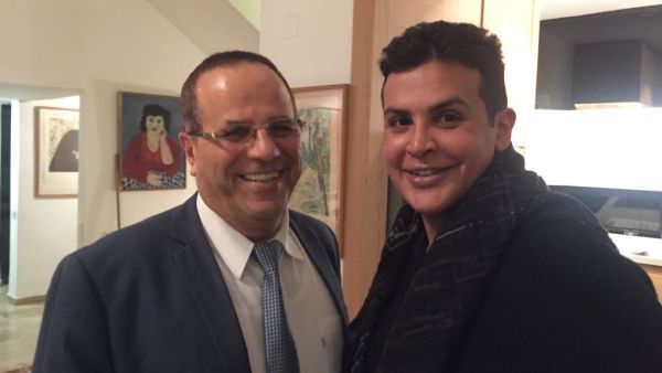 أيوب قرا قال إن زيارة الأمير البحريني جاءت بشكل علني للمرة الأولى 