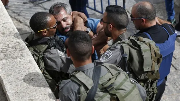 قوات الاحتلال تعتقل 19 فلسطينيا في الضفة الغربية