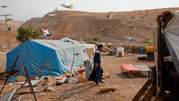 الاحتلال يطرد 16 عائلة فلسطينية من الأغوار.. لهذا السبب
