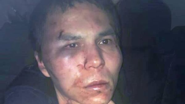 منفذ هجوم "ملهى إسطنبول" أثناء القاء القبض عليه