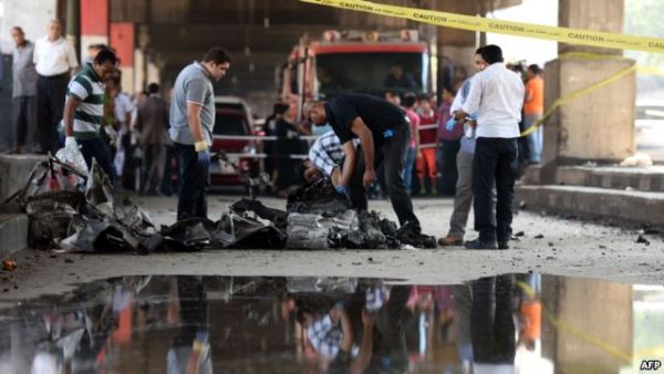  الانفجار أسفر عن تدمير أجزاء كبيرة من القنصلية، التي تقع في شارع الجلاء وسط القاهرة