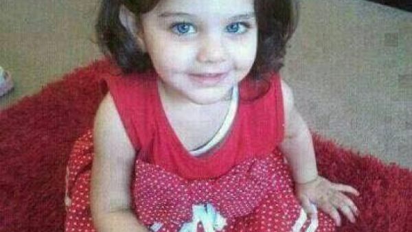   الطفلة فلسطينية دينا الجعبري 5 أعوام 