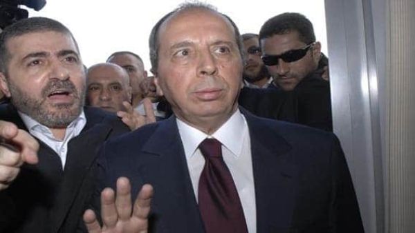 السيد يحمل عقلية المخابرات السورية ونظامها الامني 