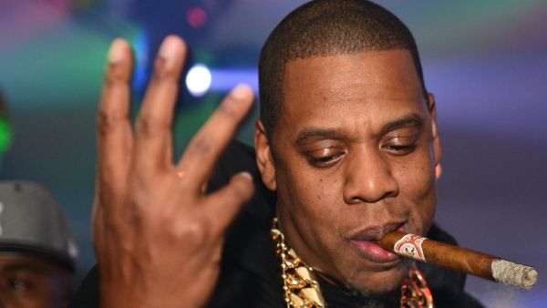 Egyptian composer's heir files a lawsuit against Jay Z for illegal sampling of his music in "Big Pimpin'."(Youredm.com)