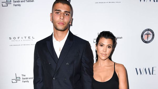 كورتني كارداشيان ويونس بنجيما