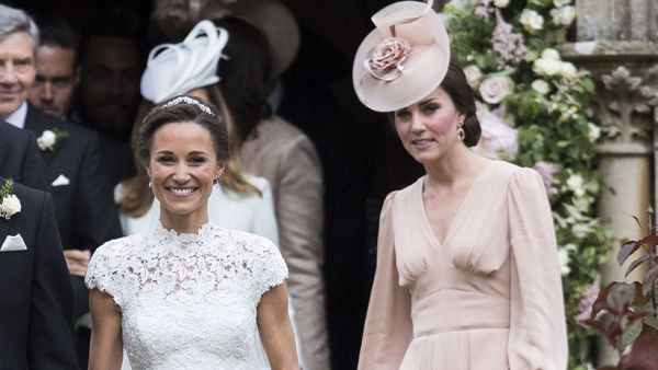 كيت وبيبا ميدلتون