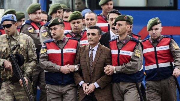  أول ظهور له أمام القضاء اتهامه بالتخطيط للعملية الانقلابية الفاشلة