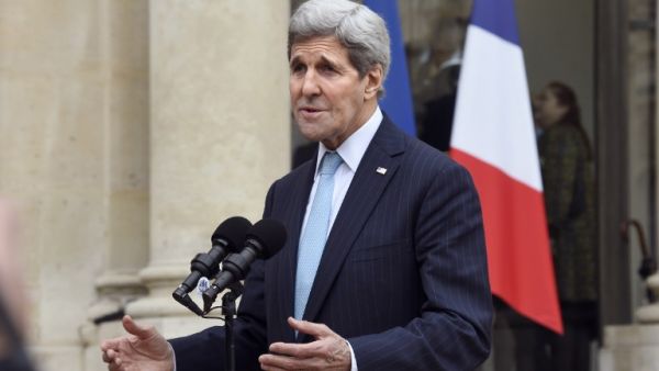 US Secretary of State John Kerry addresses reporters following his meeting with the French President at the Elysee palace in Paris on November 17, 2015. (AFP/Dominique Faget)