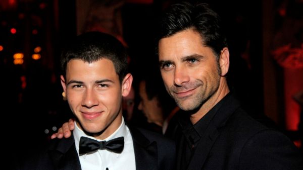 جون ستاموس ونيك جوناس