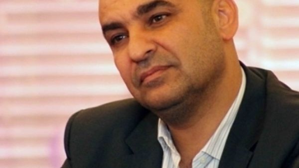 النائب طارق خوري