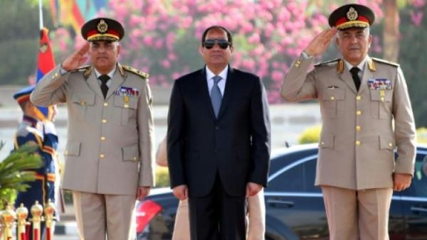 Following a military coup in 2013, Egyptian authorities have launched a crackdown on the gay community, writers, intellectuals and even belly dancers. (© STRINGER - EGYPTIAN PRESIDENCY/AFP/File)