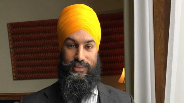 سياسي كندي من السيخ يفوز بزعامة ثالث أكبر حزب في البرلمان

