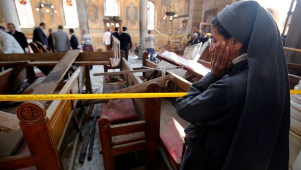 الداخلية المصرية تتهم الإخوان بالوقوف وراء تفحير الكنيسة