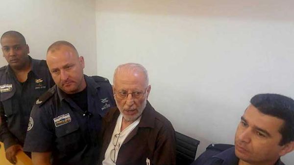 الاسير كريم يونس 