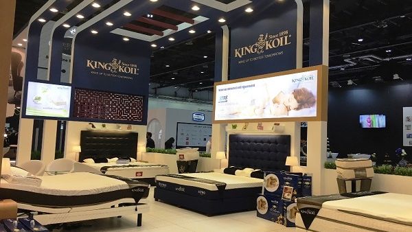 يتم عرض المراتب المبتكرة عالية الجودة من كينج كويل وسيرتا بأحدث التصاميم في معرض الفنادق لهذا العام.