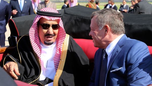 بعد انتهاء الاحتجاجات.. الملك سلمان يهاتف ملك الأردن
