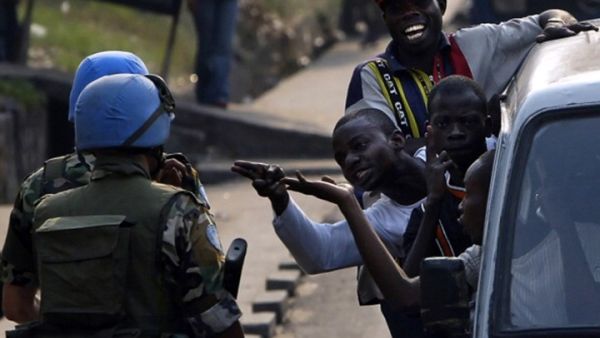 يشهد شرق البلاد اشتباكات بين العديد من الجماعات المسلحة التي تحاول السيطرة على المنطقة