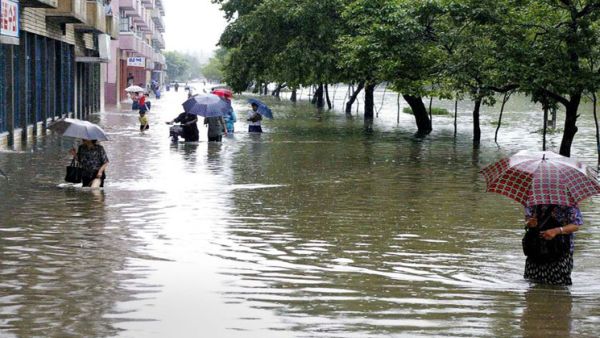 كوريا الشمالية تقول إن 15 فُقدوا بعد فيضانات شهدتها البلاد في الآونة الأخيرة