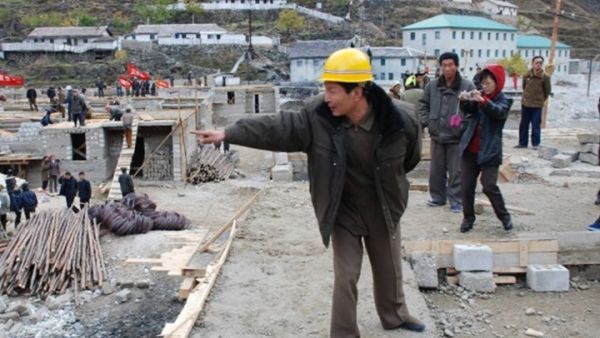 أكثر من عشرة آلاف عامل كوري شمالي جديد سجلوا أسماءهم في روسيا منذ سبتمبر 
