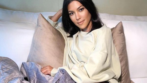 Kourtney Kardashian is reportedly a single woman (Source: kourtneykardash / Instagram )