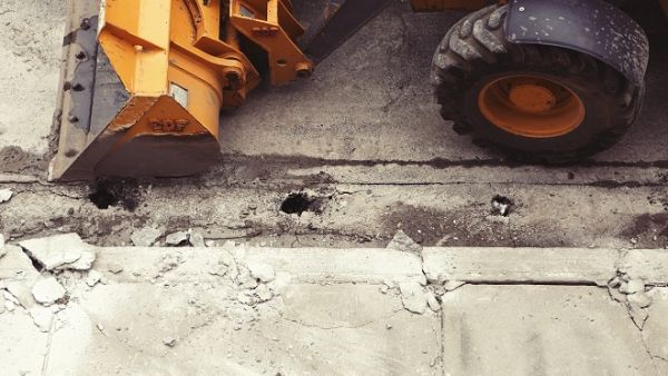 The scope of work includes construction of 37-km-long roads, which consist of three lanes in each direction, with two safety lanes and nine multi-storey intersections. (Pexels)