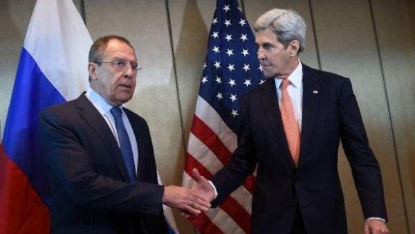 وزير الخارجية الروسي سيرغي لافروف ونظيره الاميركي جون كيري 
