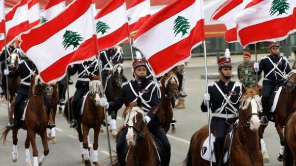 الجيش اللبناني يتلقى مساعدات أمريكية وبريطانية لحماية الحدود مع سوريا
