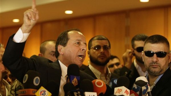 اللواء السيد احد الضباط الاربعة الذين اعتقلوا على خلفية اغتيال الحريري