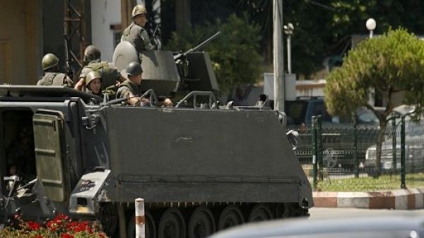 جاء الاشتباك بعد يوم من مداهمة الجيش اللبناني شقة في بلدة الضنية بشمال لبنان