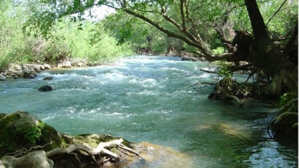 تصاعد التوتر بين إسرائيل ولبنان مؤخرا في أعقاب أعمال بناء منتجع لبناني