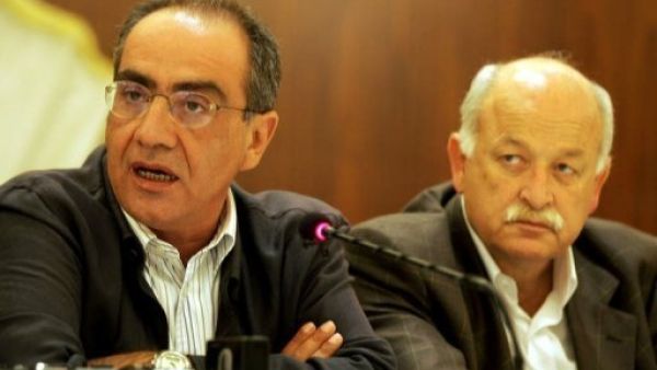 منسق الامانة العامة لقوى 14 اذار فارس سعيد (يسار) والى جانبه النائب السابق الياس عطا الله 
