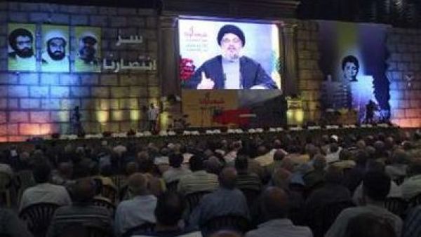 نصر الله يدلي بخطاب عبر شاشة كبيرة خلال يوم الشهيد في بيروت في 11 الجاري