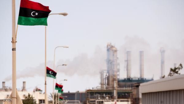 ارتفاع صادرات النفط نافذة أمل للاقتصاد الليبي المتعثر ارتفاع صادرات النفط نافذة أمل للاقتصاد الليبي المتعثر