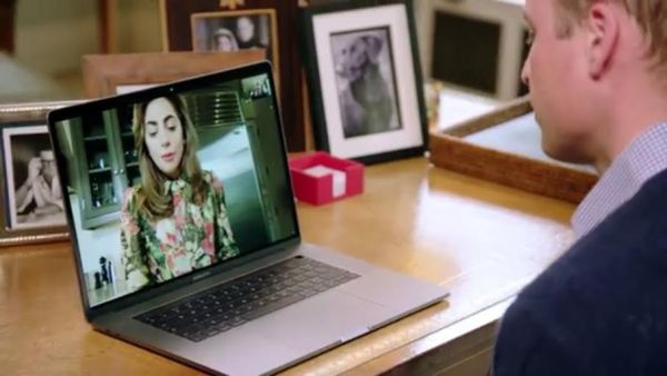 الليدي مع الأمير! لماذا اتصلت ليدي غاغا بالأمير وليام؟