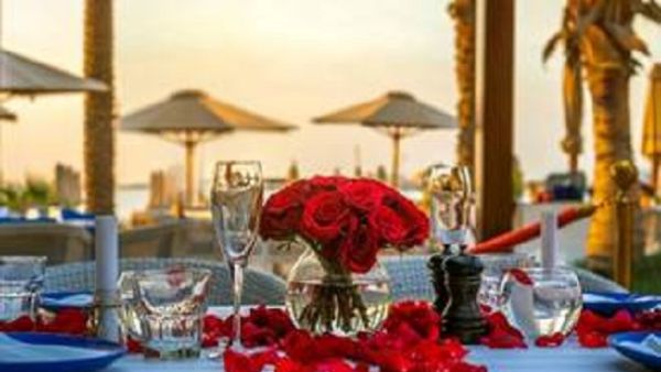 Relax in the luxurious surroundings over a quintessential afternoon tea experience with a romantic twist at The Lobby Lounge.