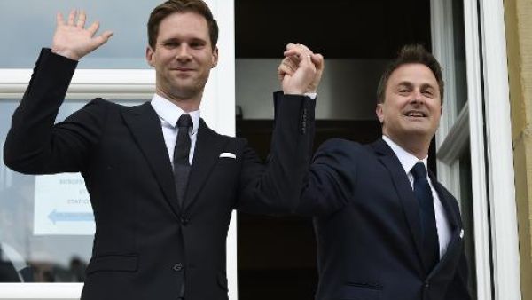 رئيس وزراء لكسمبورغ يتزوج صديقه