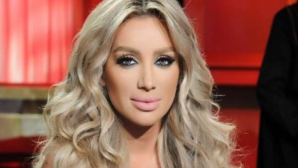 الفنانة مايا دياب